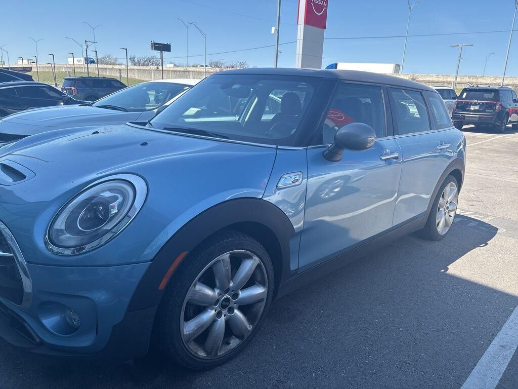 2017 MINI Clubman