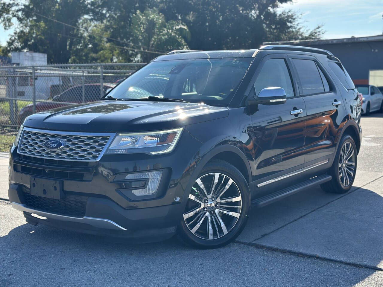 2017 FORD Explorer