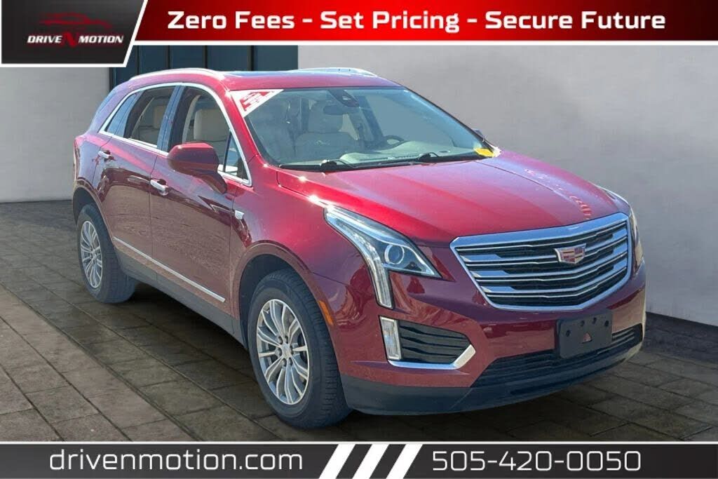 2017 CADILLAC XT5