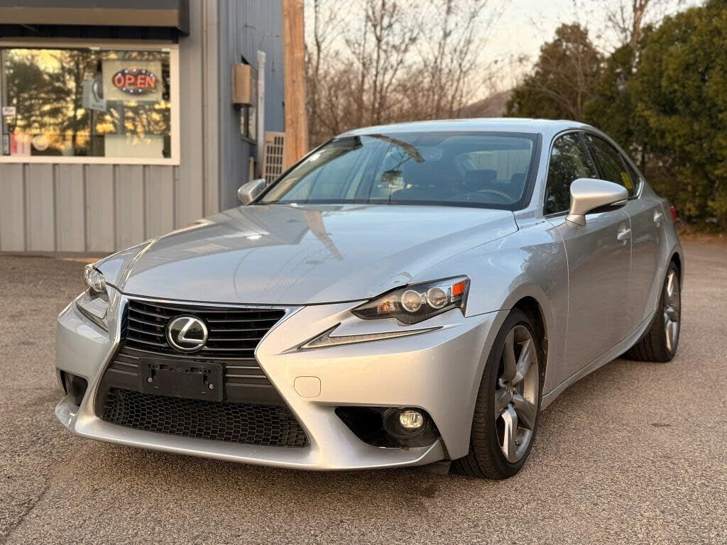 2015 LEXUS IS
