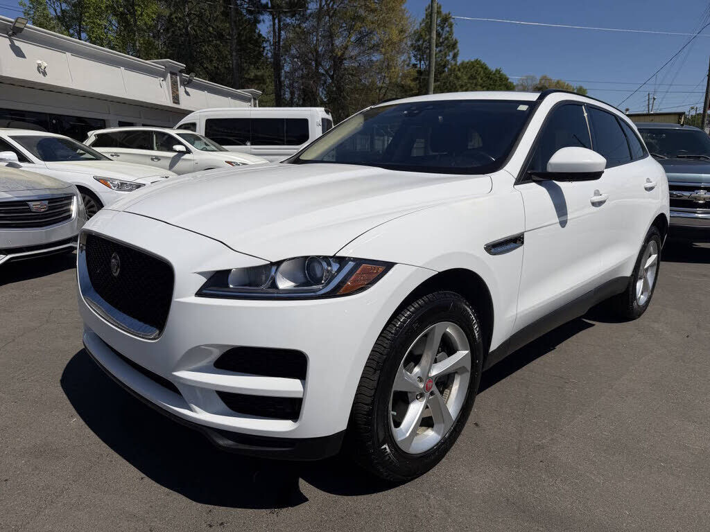 2017 JAGUAR F-Pace