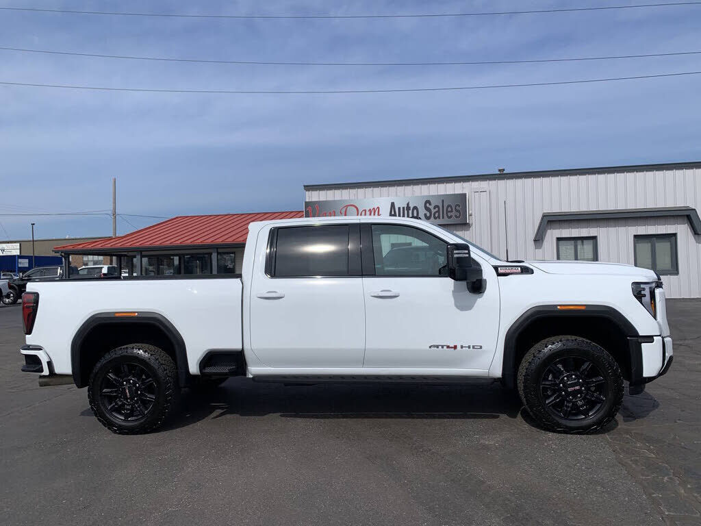 2025 GMC Sierra HD
