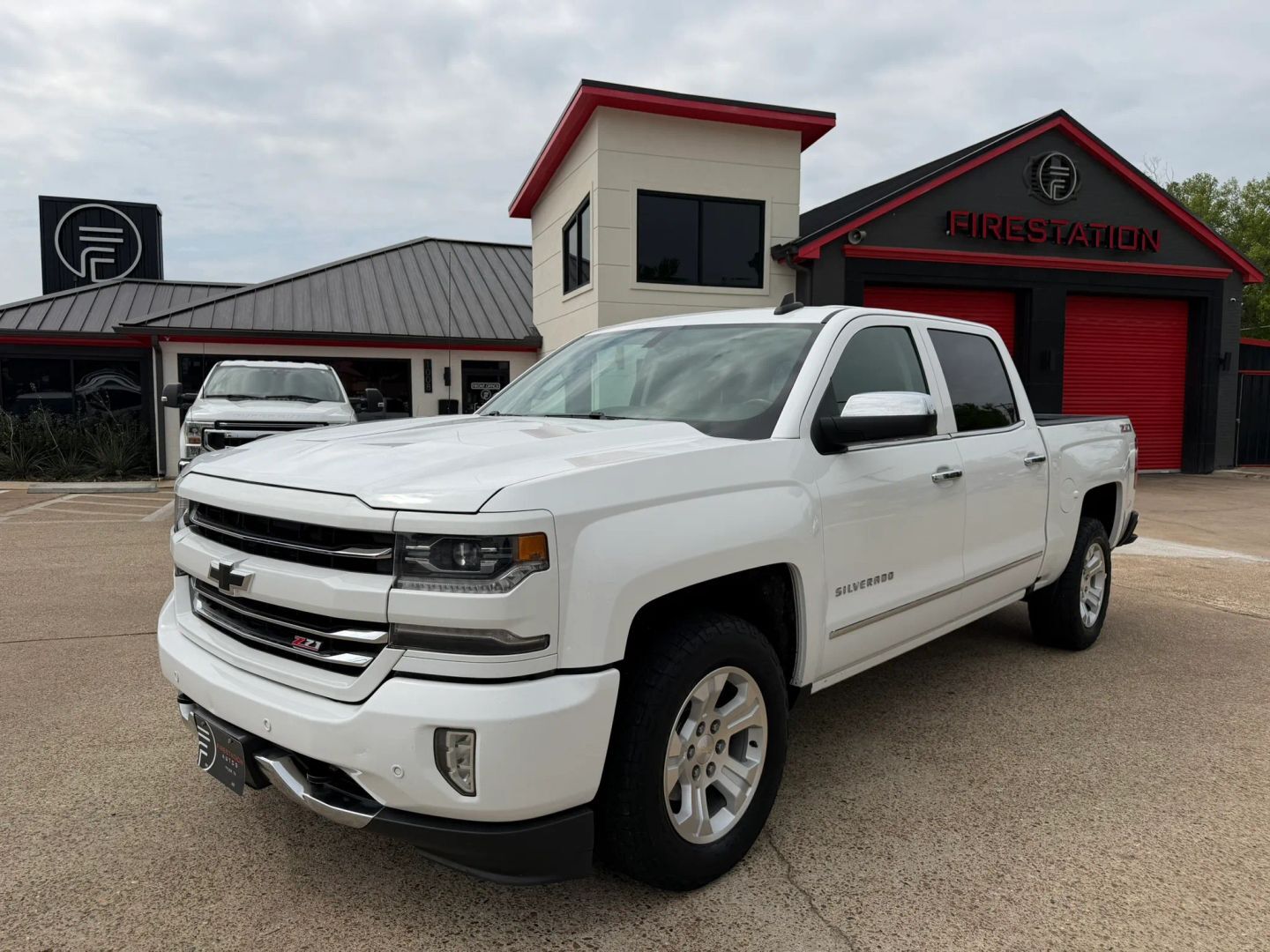 2017 CHEVROLET Silverado