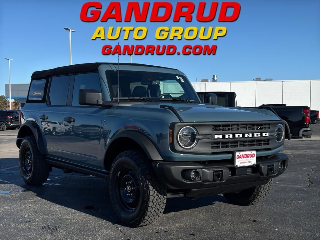 2023 FORD Bronco
