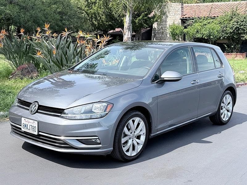 2019 VOLKSWAGEN Golf
