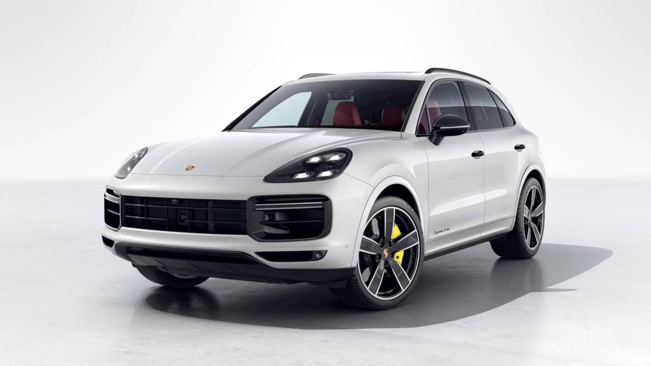 2022 PORSCHE Cayenne