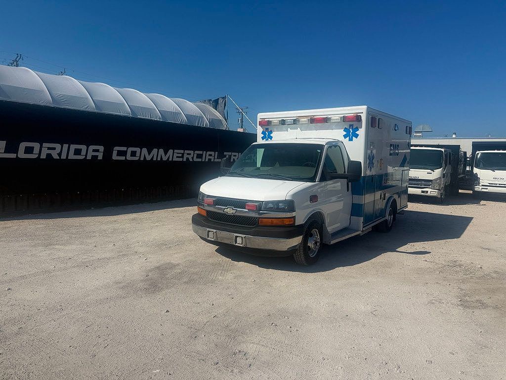 2011 CHEVROLET Express