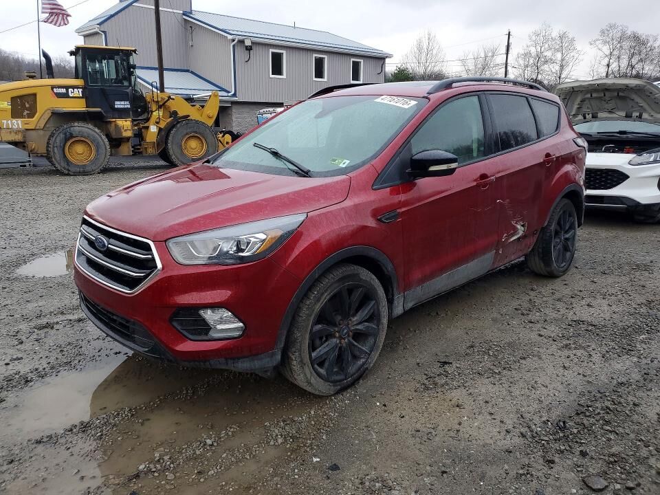 2017 FORD Escape