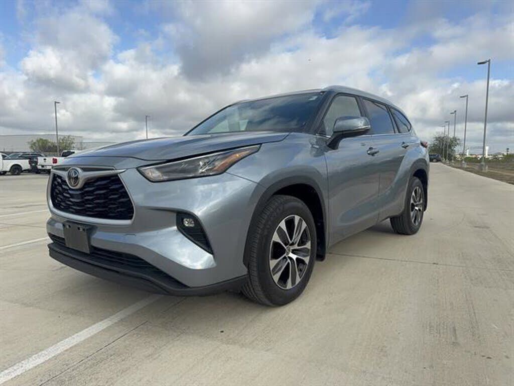 2023 TOYOTA Highlander