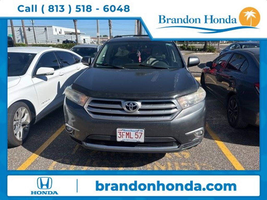 2011 TOYOTA Highlander