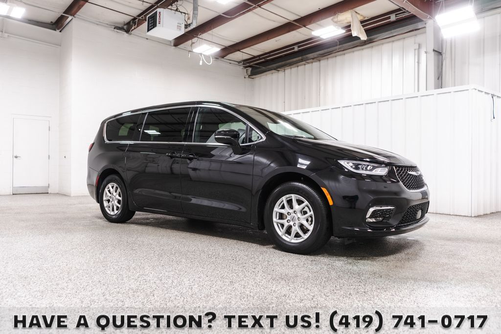 2025 CHRYSLER Pacifica