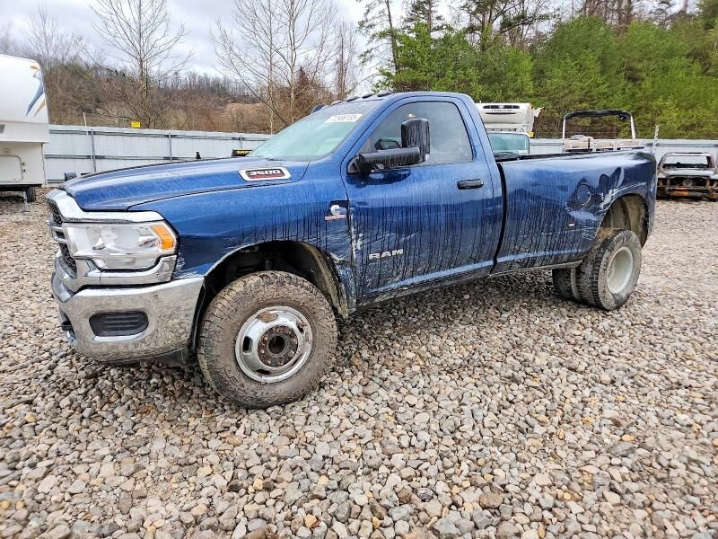 2022 RAM 3500