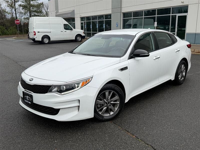 2017 KIA Optima