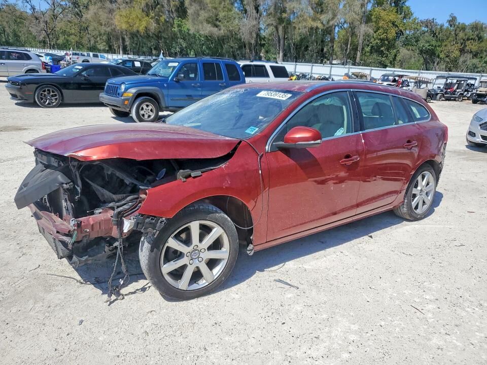 2016 VOLVO V60
