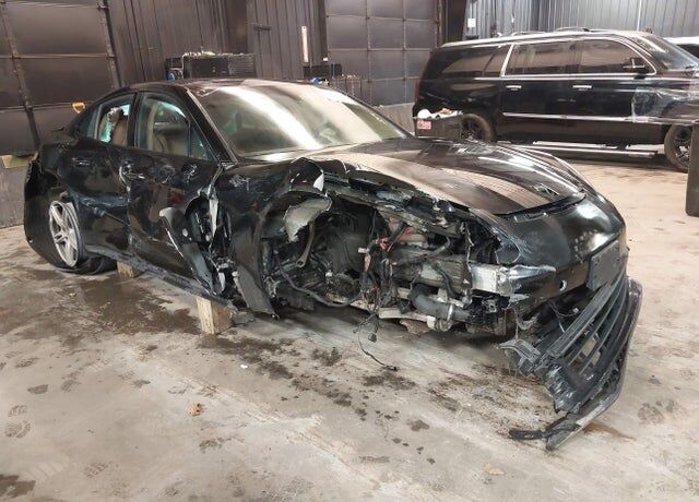 2018 PORSCHE Panamera