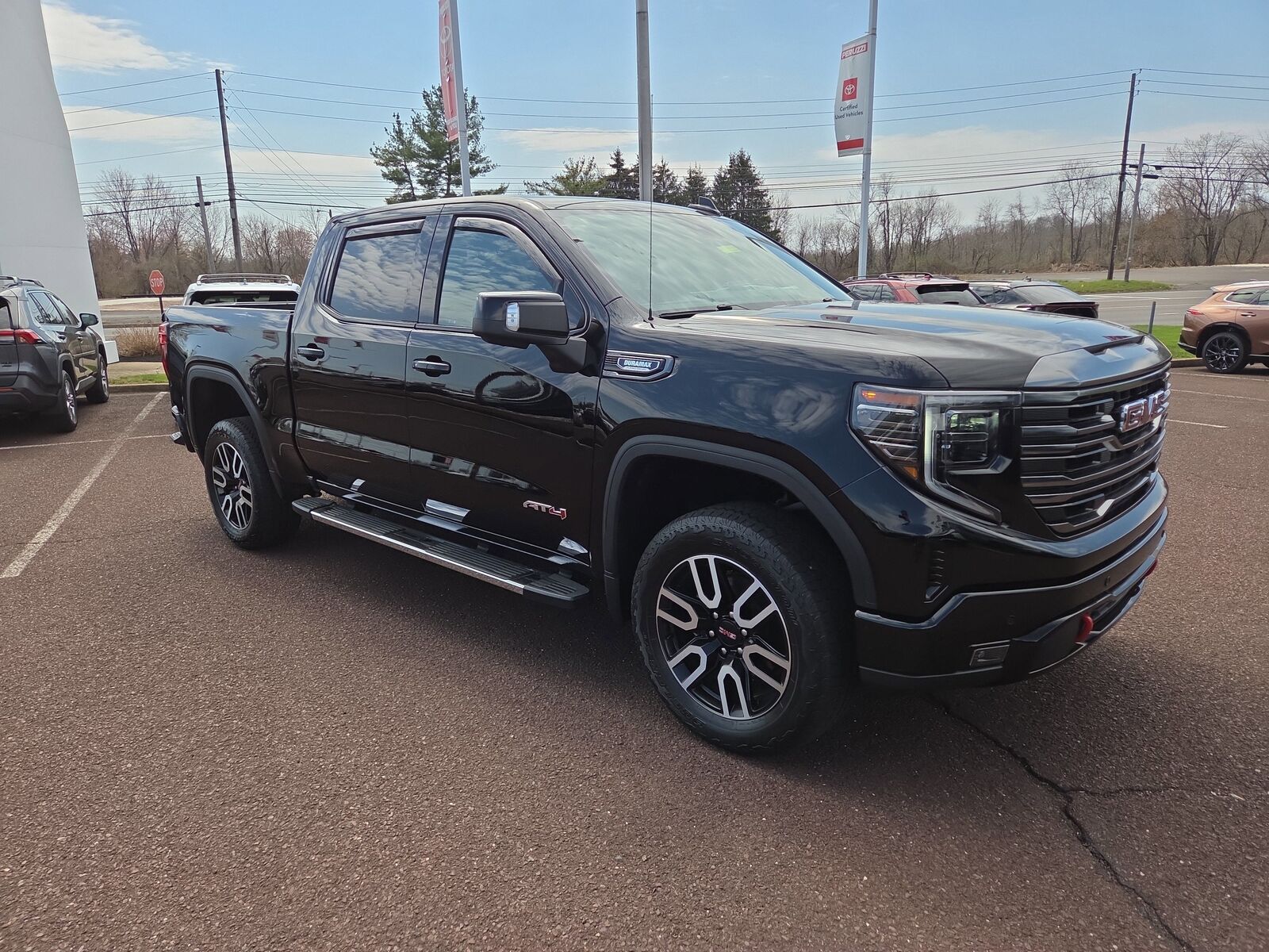 2024 GMC Sierra
