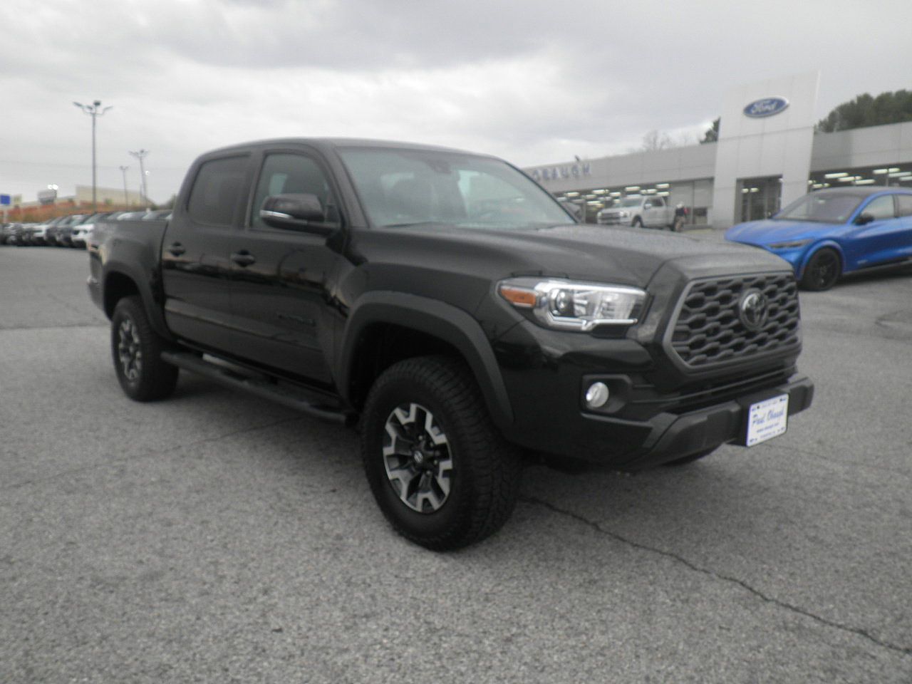 2023 TOYOTA Tacoma
