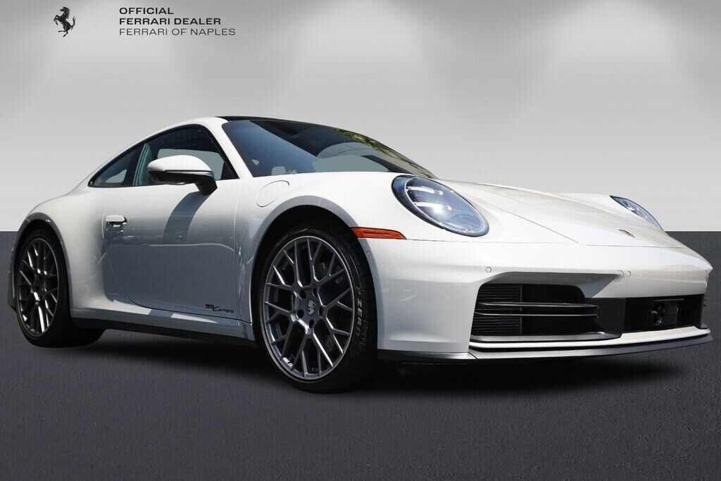 2025 PORSCHE 911