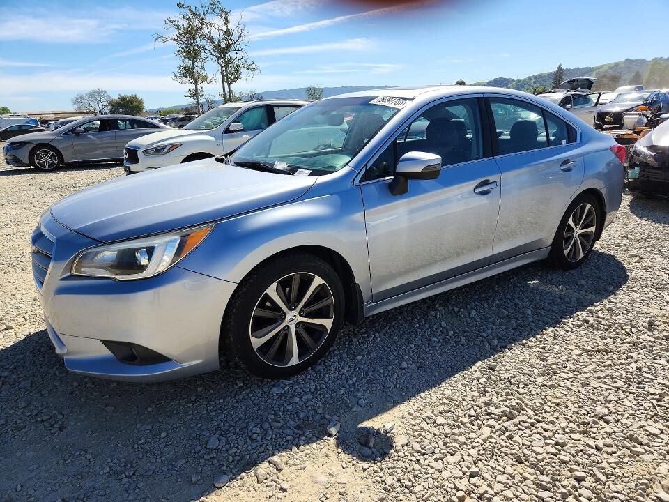 2015 SUBARU Legacy