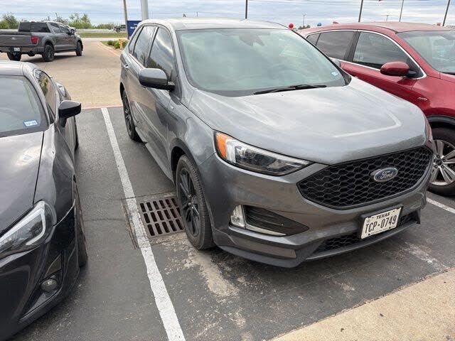 2022 FORD Edge