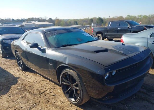 2016 DODGE Challenger