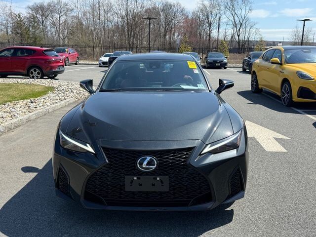 2025 LEXUS IS