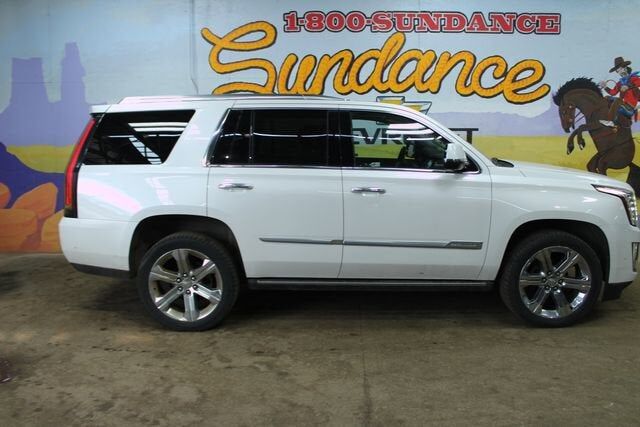 2019 CADILLAC Escalade