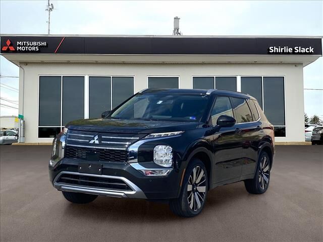 2026 MITSUBISHI Outlander