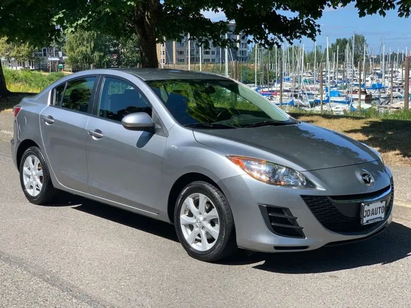 2010 MAZDA Mazda3