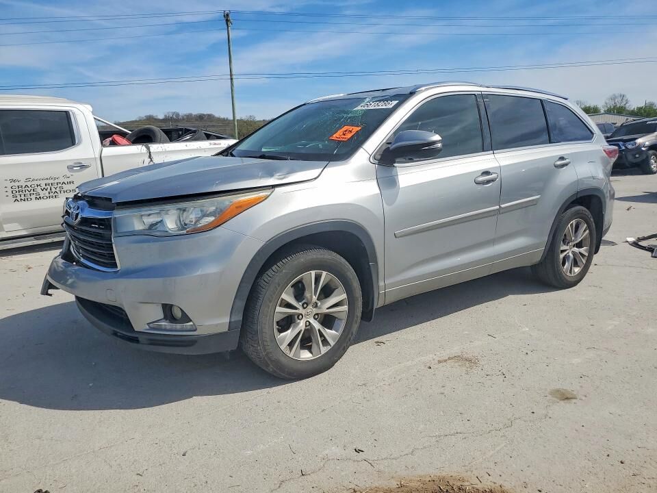 2015 TOYOTA Highlander