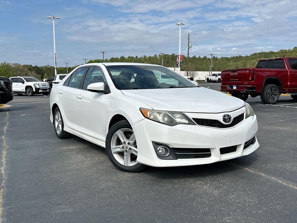 2013 TOYOTA Camry