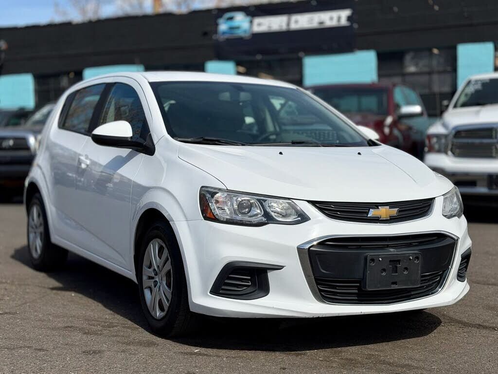 2017 CHEVROLET Sonic