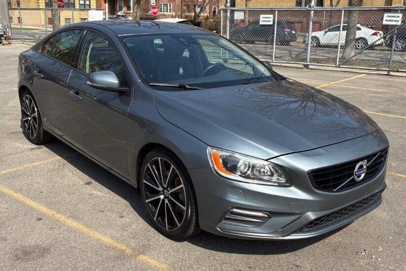 2018 VOLVO S60