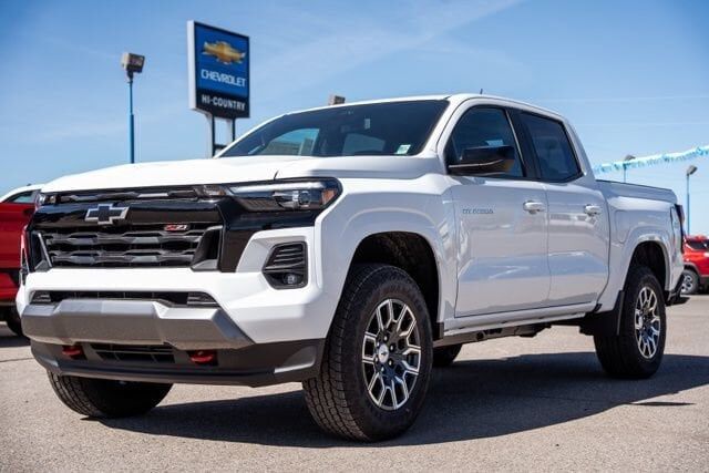 2026 CHEVROLET Colorado
