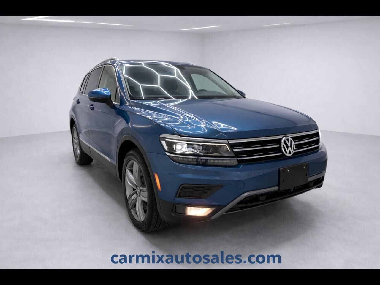 2019 VOLKSWAGEN Tiguan