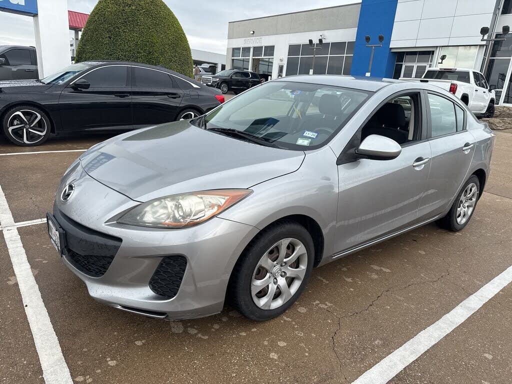 2013 MAZDA Mazda3