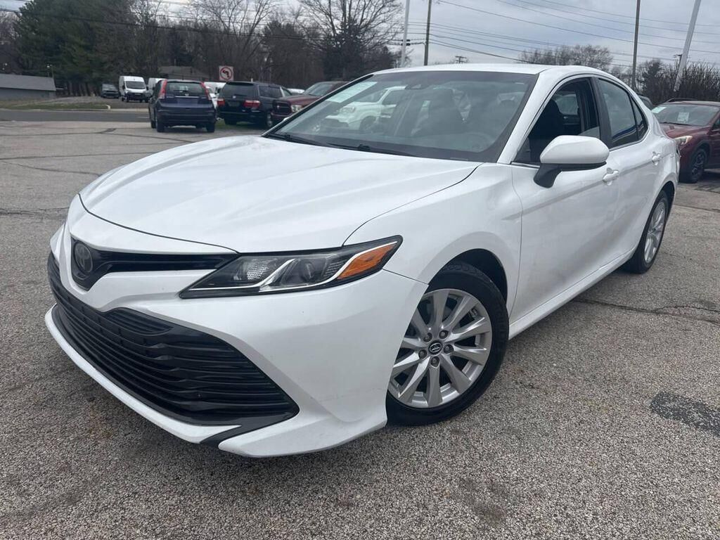 2018 TOYOTA Camry