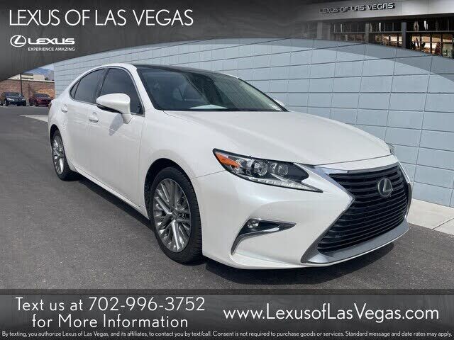 2018 LEXUS ES