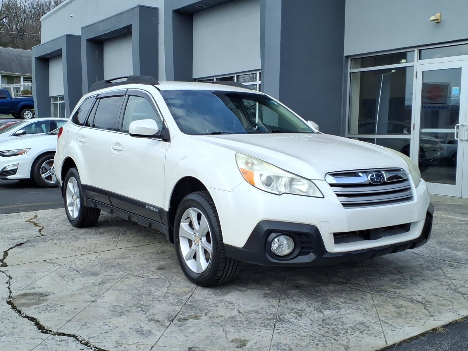 2014 SUBARU Outback