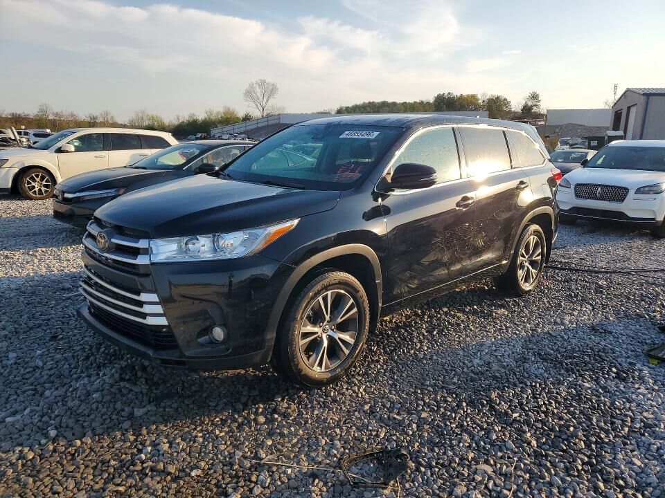 2018 TOYOTA Highlander
