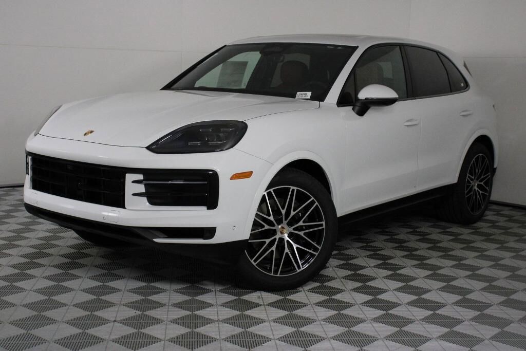 2026 PORSCHE Cayenne
