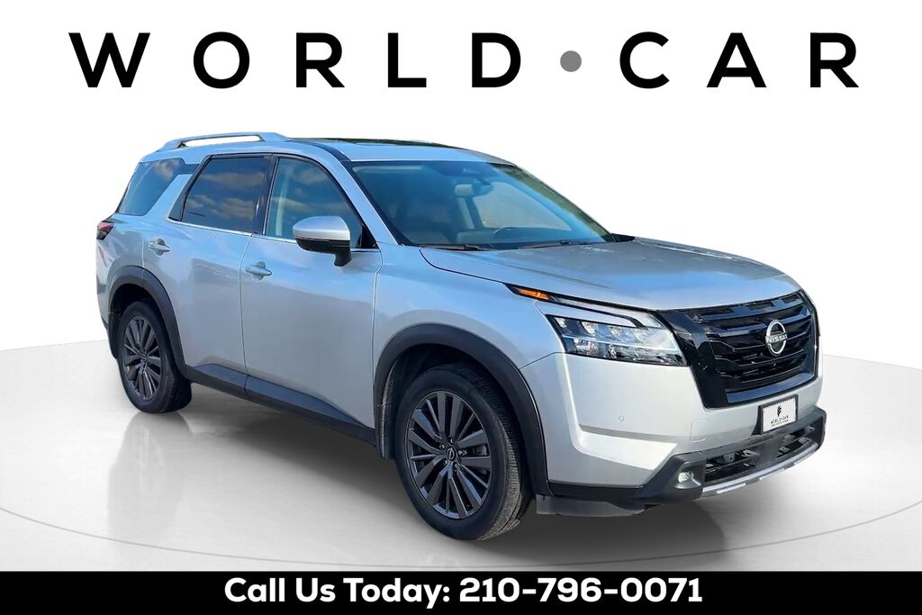 2022 NISSAN Pathfinder