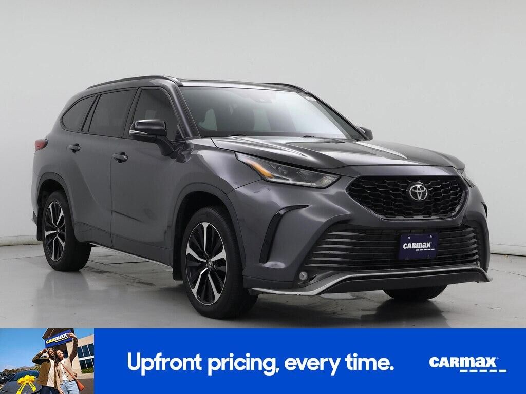 2021 TOYOTA Highlander