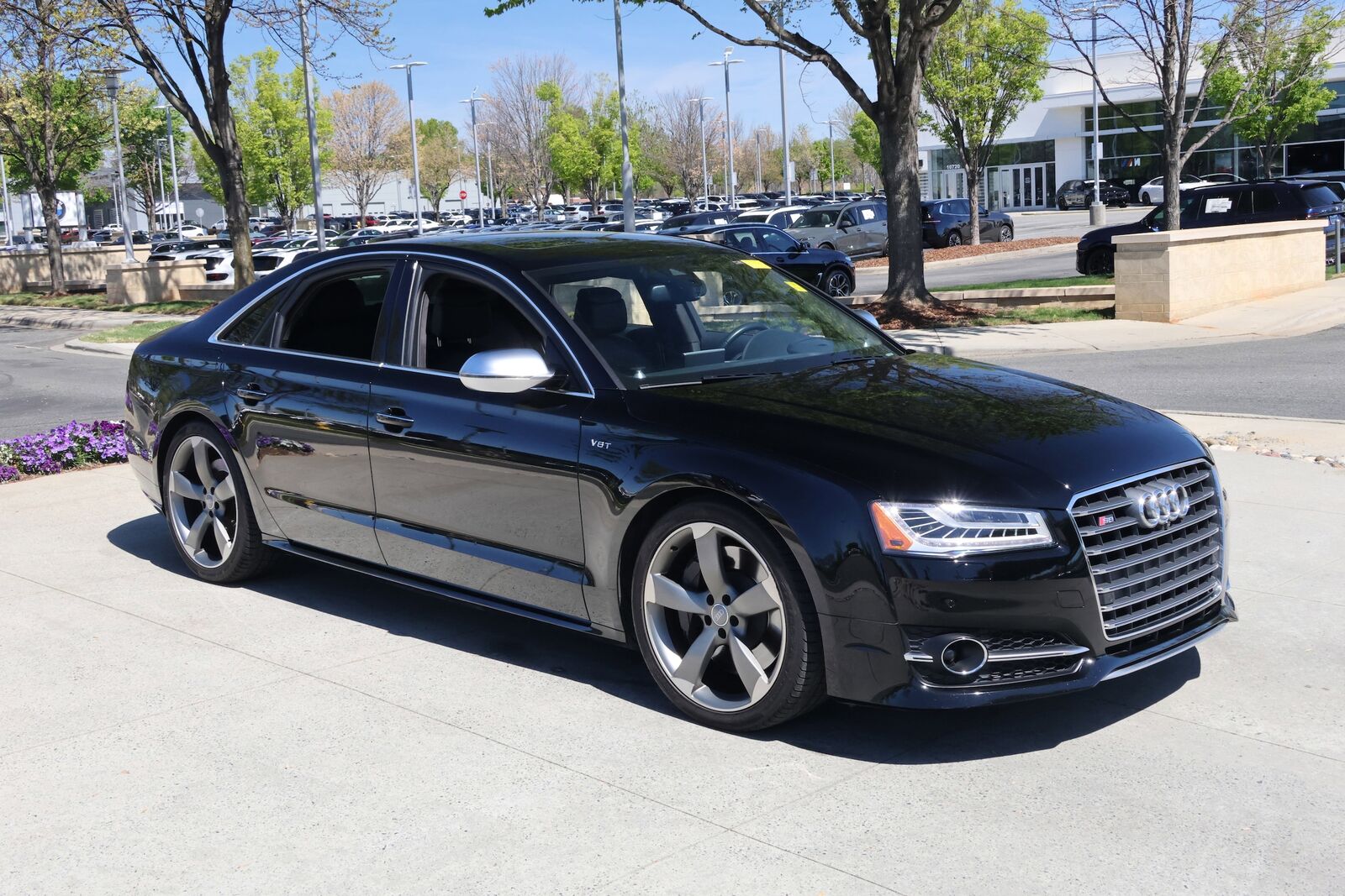 2016 AUDI S8