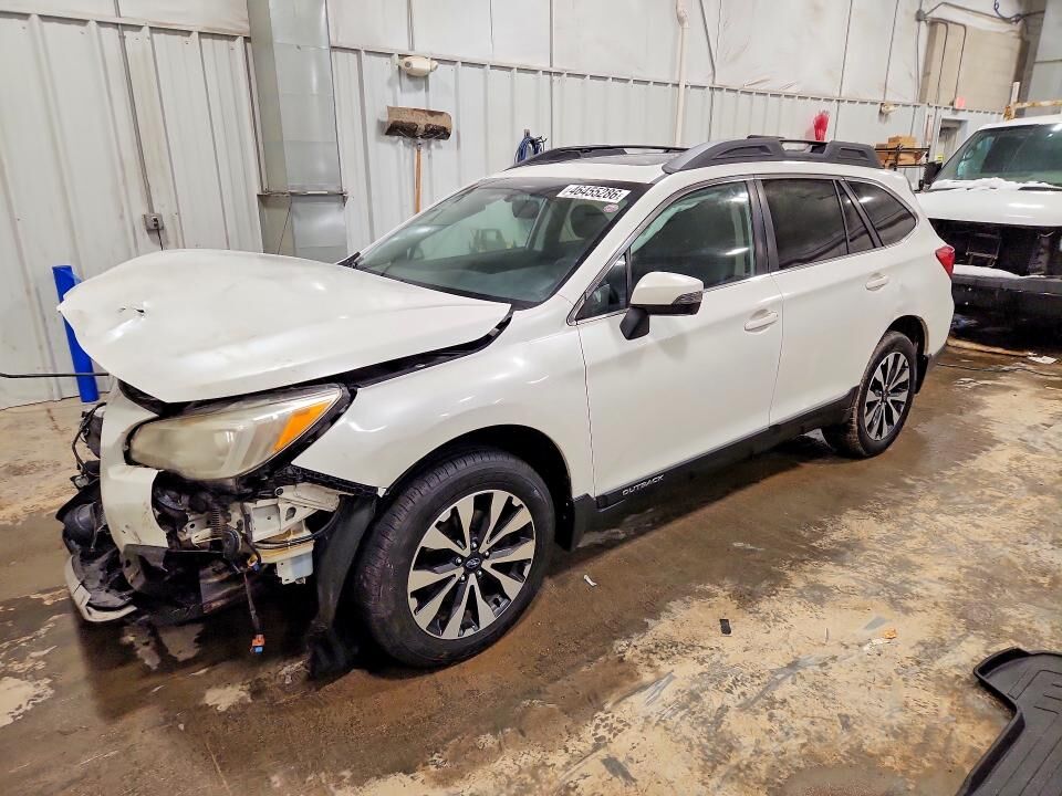 2016 SUBARU Outback