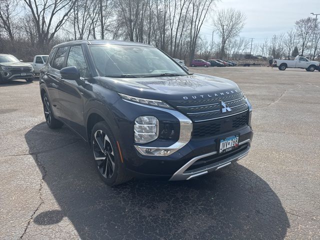 2023 MITSUBISHI Outlander