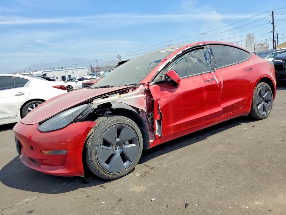 2022 TESLA Model 3