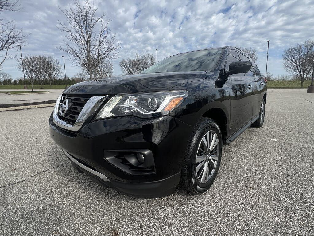 2020 NISSAN Pathfinder