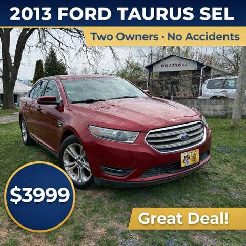 2013 FORD Taurus