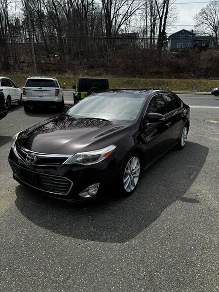 2013 TOYOTA Avalon